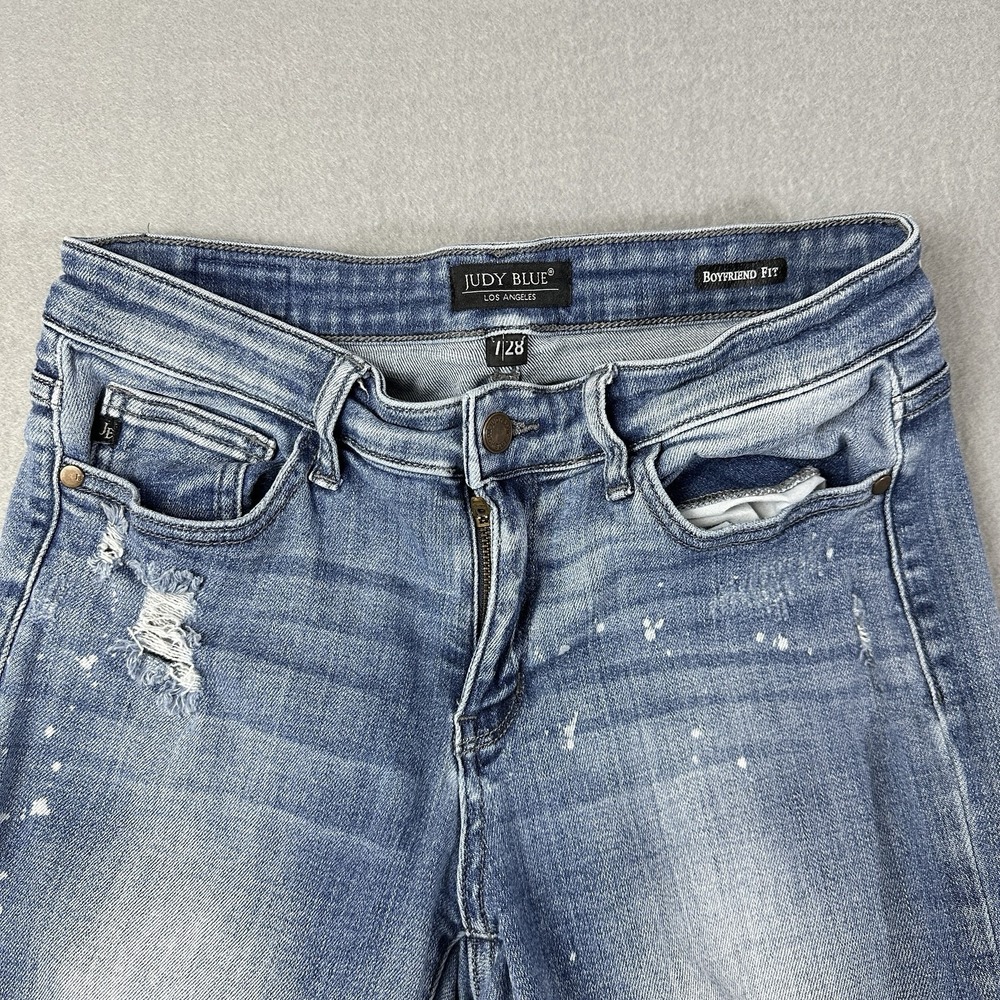 Judy Blue Jeans Womens 7/28 Boyfriend Fit Distressed Ripped Stretch JB82169LT - Picture 2 of 12